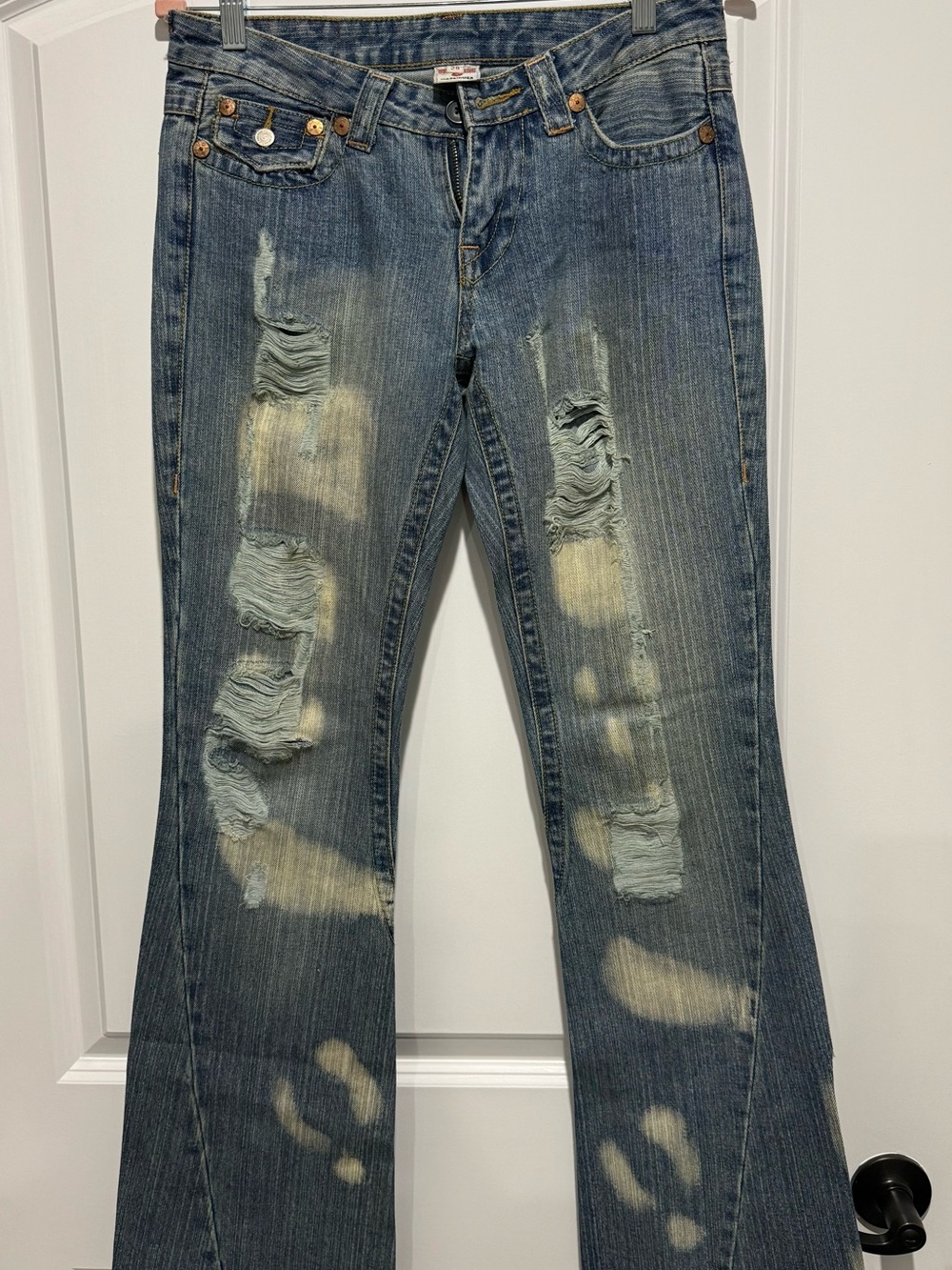 Vintage Y2K True Religion Joey Distressed Bleach Print Flare Jeans